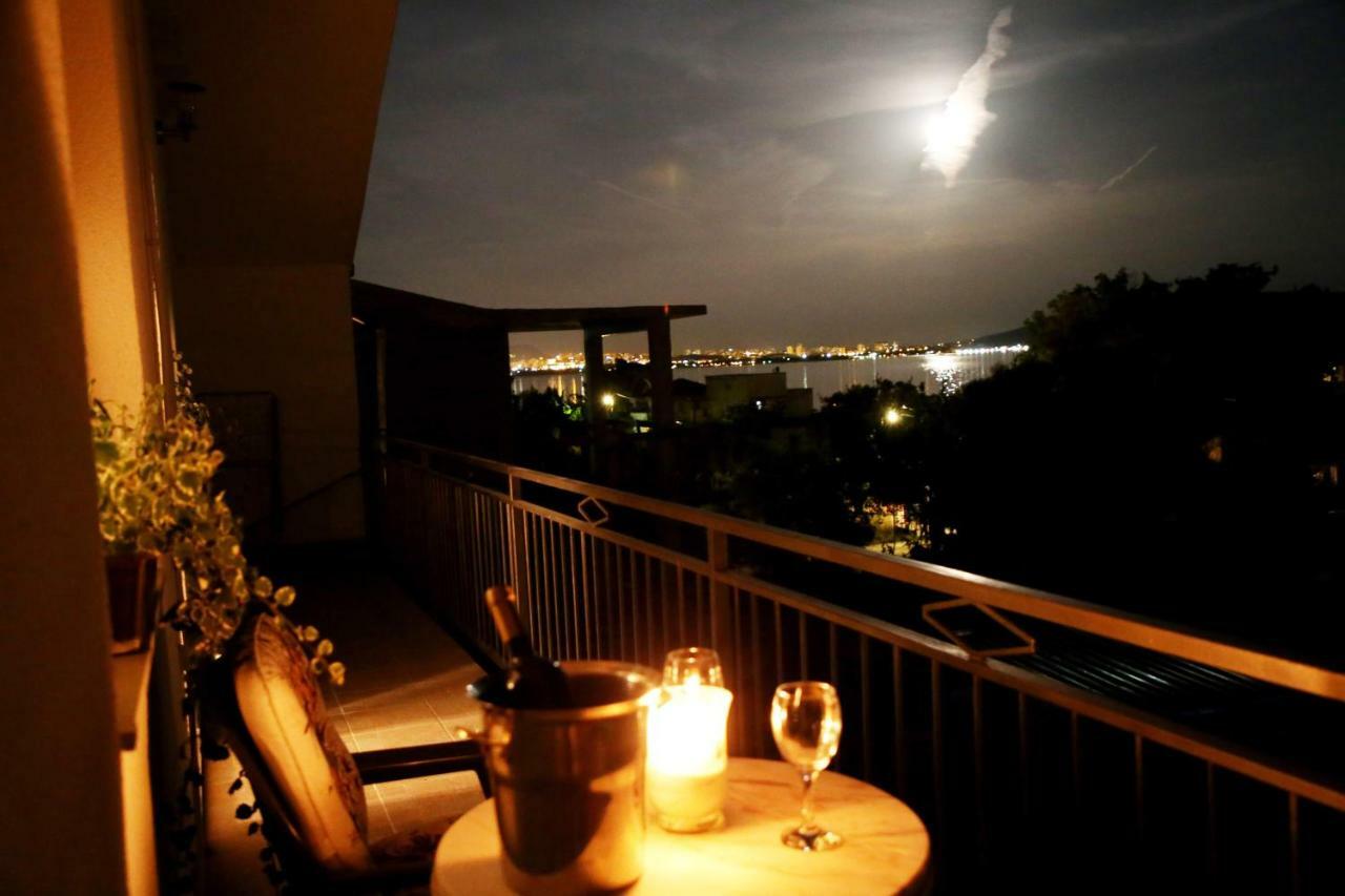 Apartments Rose Kastela Luaran gambar