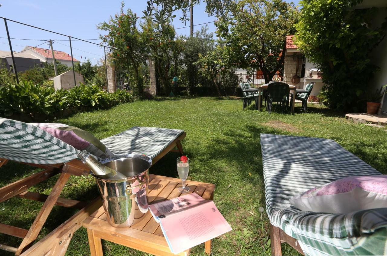 Apartments Rose Kastela Luaran gambar