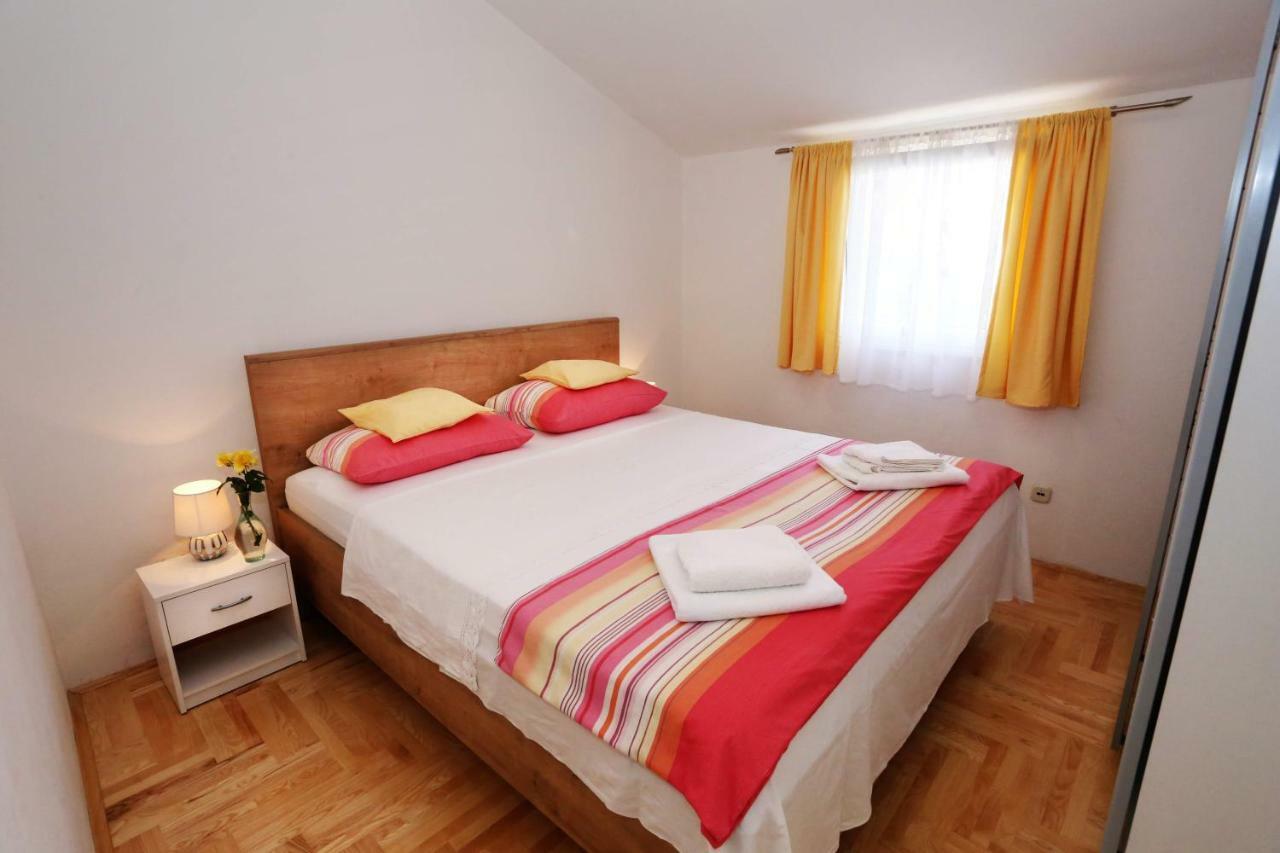 Apartments Rose Kastela Luaran gambar