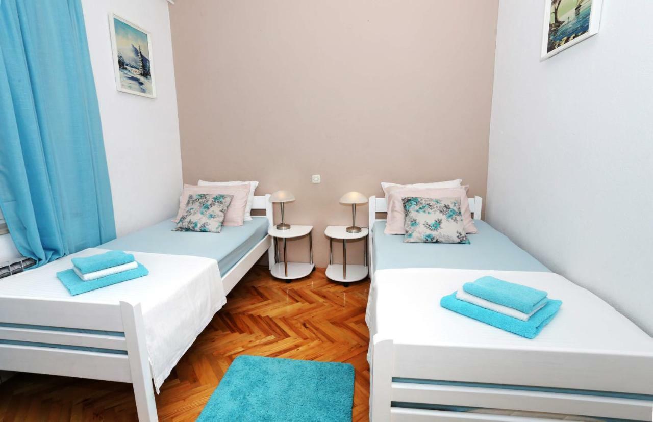 Apartments Rose Kastela Luaran gambar